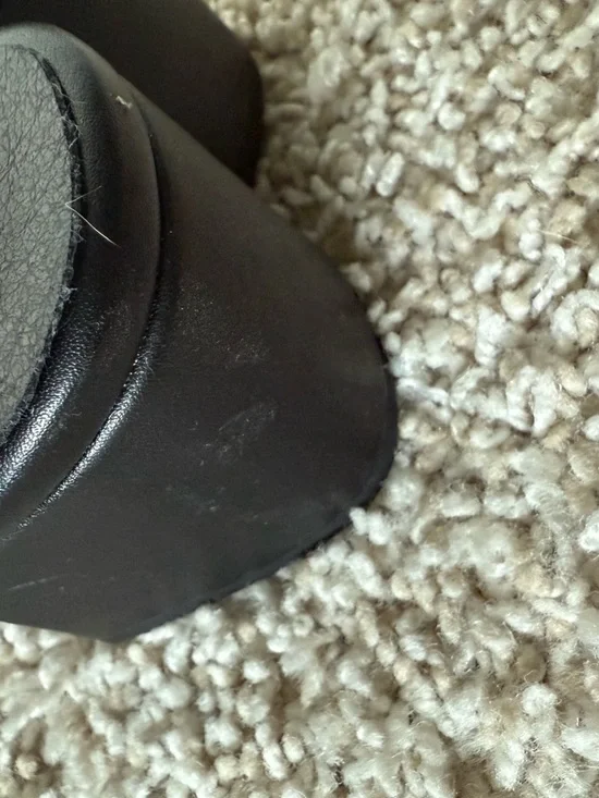 90’s minimal Tahari Black Knit Pointed Mule with Low Block Heel - Picture 6 of 8